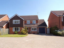 4, Spencer Gardens, Bicester OX27 0BS