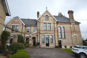 Flat 3, Harpford House, Higher Way, Sidmouth EX10 0NJ