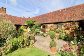 5, Sherbourne Court, Vicarage Lane, Warwick CV35 8AW
