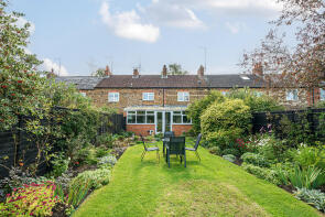 24, Old Road, Northampton NN6 9QW