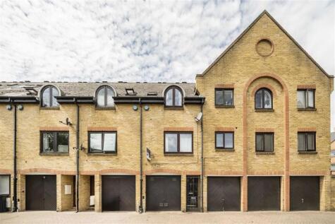 Fowey Close, Wapping