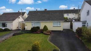 30, Moreton Avenue, Bideford EX39 3AY