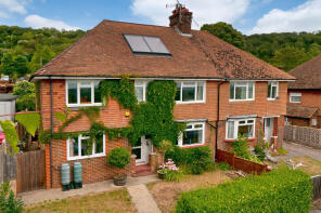 1, Waterworks Cottages, Pilgrims Way, Maidstone ME14 3EB