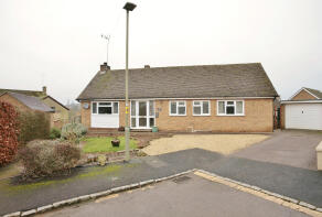 13, Metcalfe Close, Banbury OX15 6EL