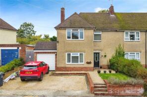 3, Knights Way, Emmer Green, Reading RG4 8RJ