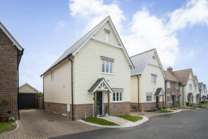 11, Parsonage Court, Colchester CO6 1FU