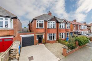 15, The Avenue, Loansdean, Morpeth NE61 2DF