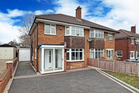 Briony Avenue, Hale