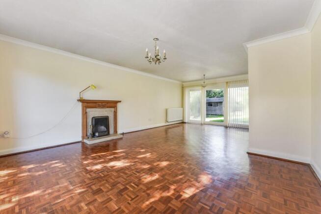 Living/dining room