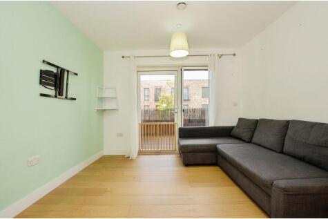 Edgware Road, London, NW9