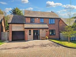 3, Laburnum Villas, Gloucester GL19 3FB