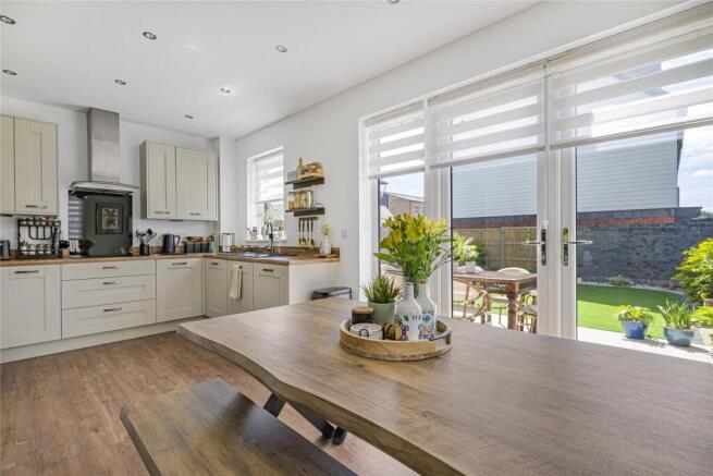 Kitchen/Dining