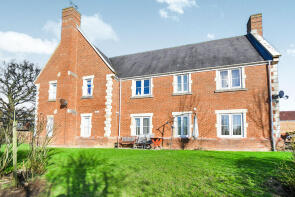 15, Minnow Close, Oakhurst, Swindon SN25 2HW