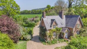 Pear Tree House, Bittles Green, Shaftesbury SP7 9NX