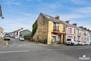 25, Bush Street, Pembroke Dock SA72 6XD