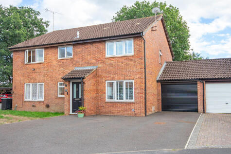 Alfred Close, West Totton