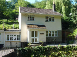 Tanglewood, Forge Road, Chepstow NP16 6TH