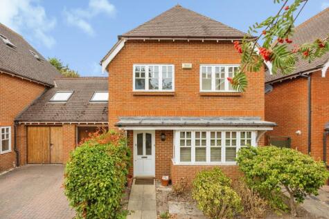 Walnut Tree Place, Send, Woking, Surrey, GU23