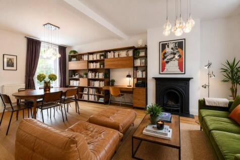 Quilter Street, London