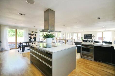 Station Road, Ashby-de-la-Zouch, Leicestershire, LE65