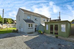 15, Isyrhos, Caerbont, Swansea SA9 1SS