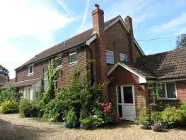 Willow Tree House, Manor Farm Lane, Lasham, Alton GU34 5SJ