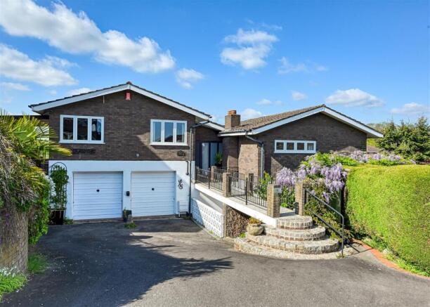 6 St Johns Close-APR26-1.jpg