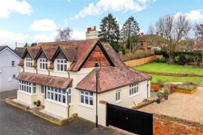 Oak House, Main Street, Gawcott MK18 4HZ
