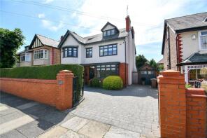 18, Rolleston Drive, Wallasey CH45 6XG