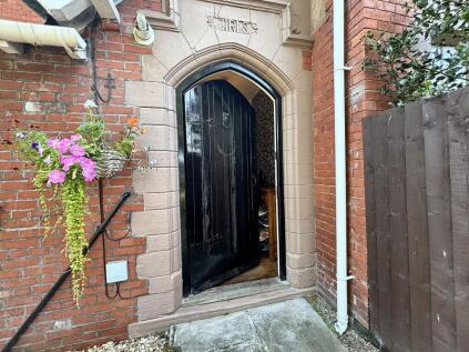 Brickwall Lane, Liverpool, L29