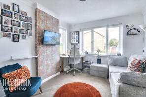62, Rufford Rise, Sheffield S20 2DW