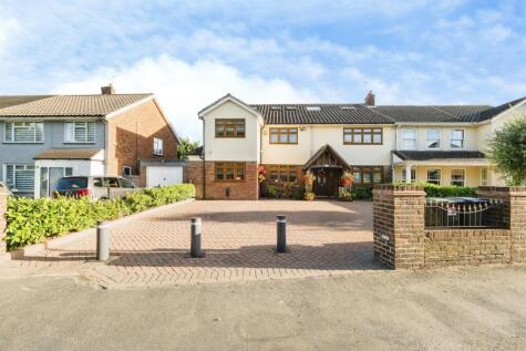 Lambourne Road, Chigwell, Essex, IG7