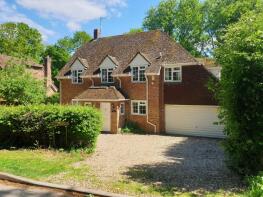 Trenance Lodge, Hatchets Lane, Frilsham, Thatcham RG18 9XQ