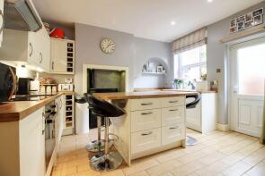 2, Station Cottages, Hand Dale, Buxton SK17 0AZ