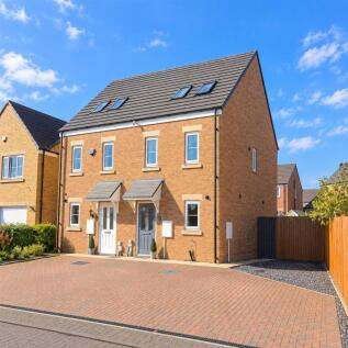 Elm View, Castleford