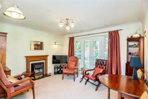 Rowan Court (Droitwich), Droitwich