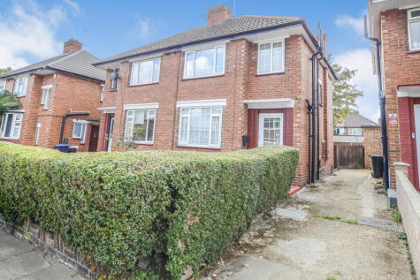 Longley Avenue, Wembley, HA0