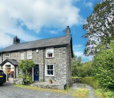 Awelon, High Street, Dolwyddelan LL25 0TJ