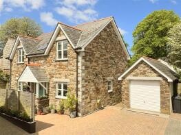 3, Penmellyn Gardens, Lower East Street, St. Columb TR9 6FN