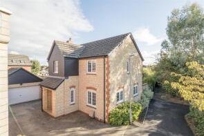 58, St Michaels Gardens, South Petherton TA13 5BQ