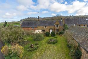 Aston Farmhouse, Farnborough Road, Warwick CV35 0UN