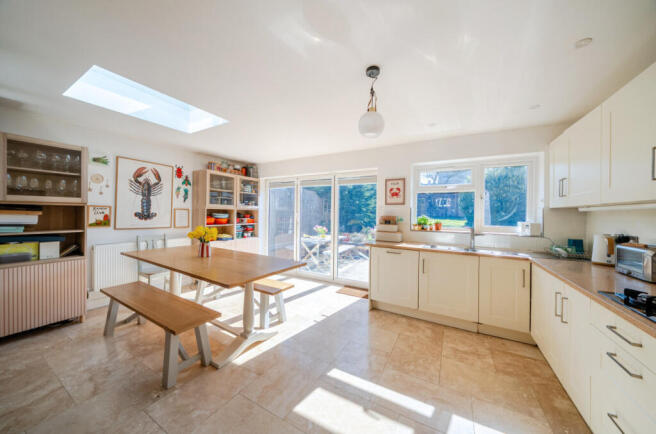 Kitchen/Dining Room