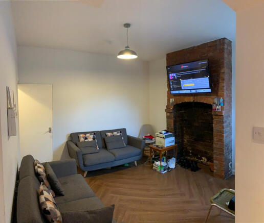 Photo 3