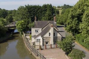 Wharf Cottage, Old Road, Henley-in-arden B95 5EF