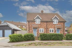 26, Chime Dell, Hitchin SG4 8BS