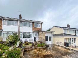 82, Dovedale Crescent, Buxton SK17 9BQ
