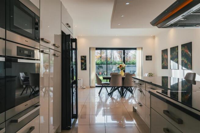 Dining Kitchen