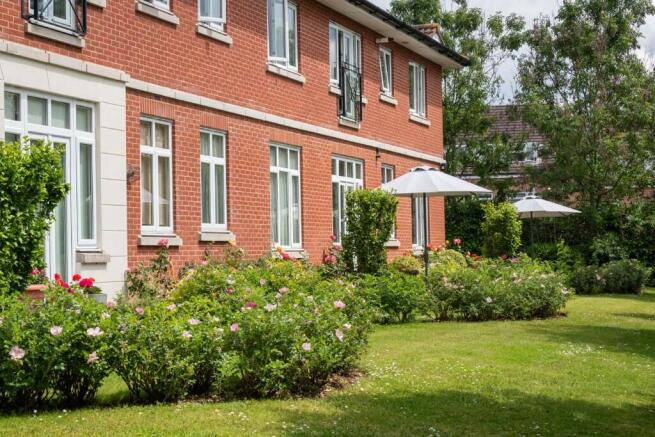 Farthing Court