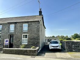 Dolydd, Llanybydder SA40 9UD