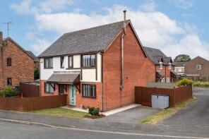 11, Tudor Gardens, Merlins Bridge, Haverfordwest SA61 1LB